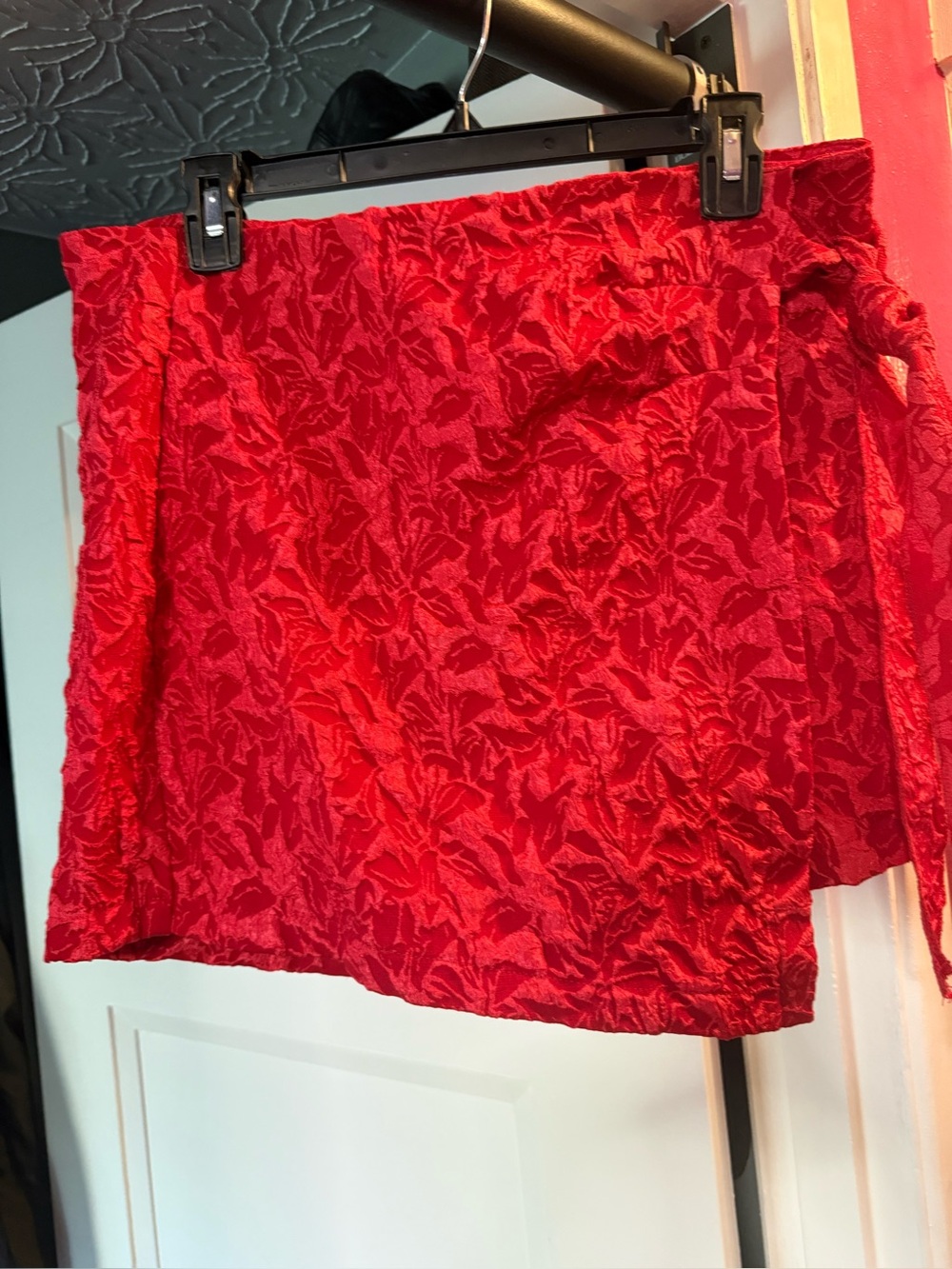 SHEIN Red Textured Floral Mini Skort. Never worn!